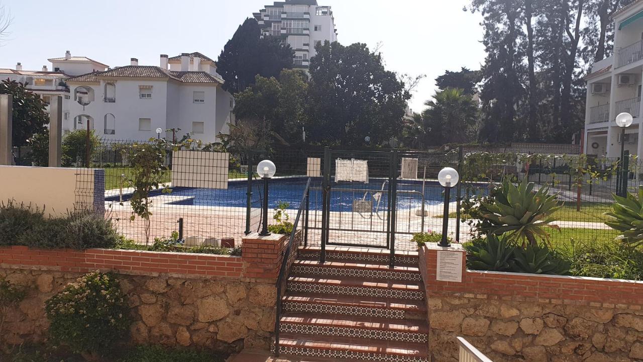 Carihuela Park Palace Studio Торремолінос Екстер'єр фото