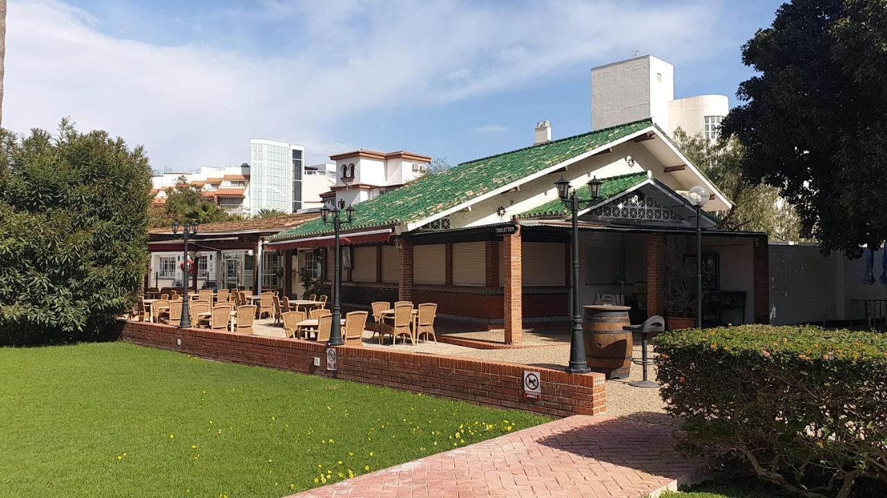 Carihuela Park Palace Studio Торремолінос Екстер'єр фото