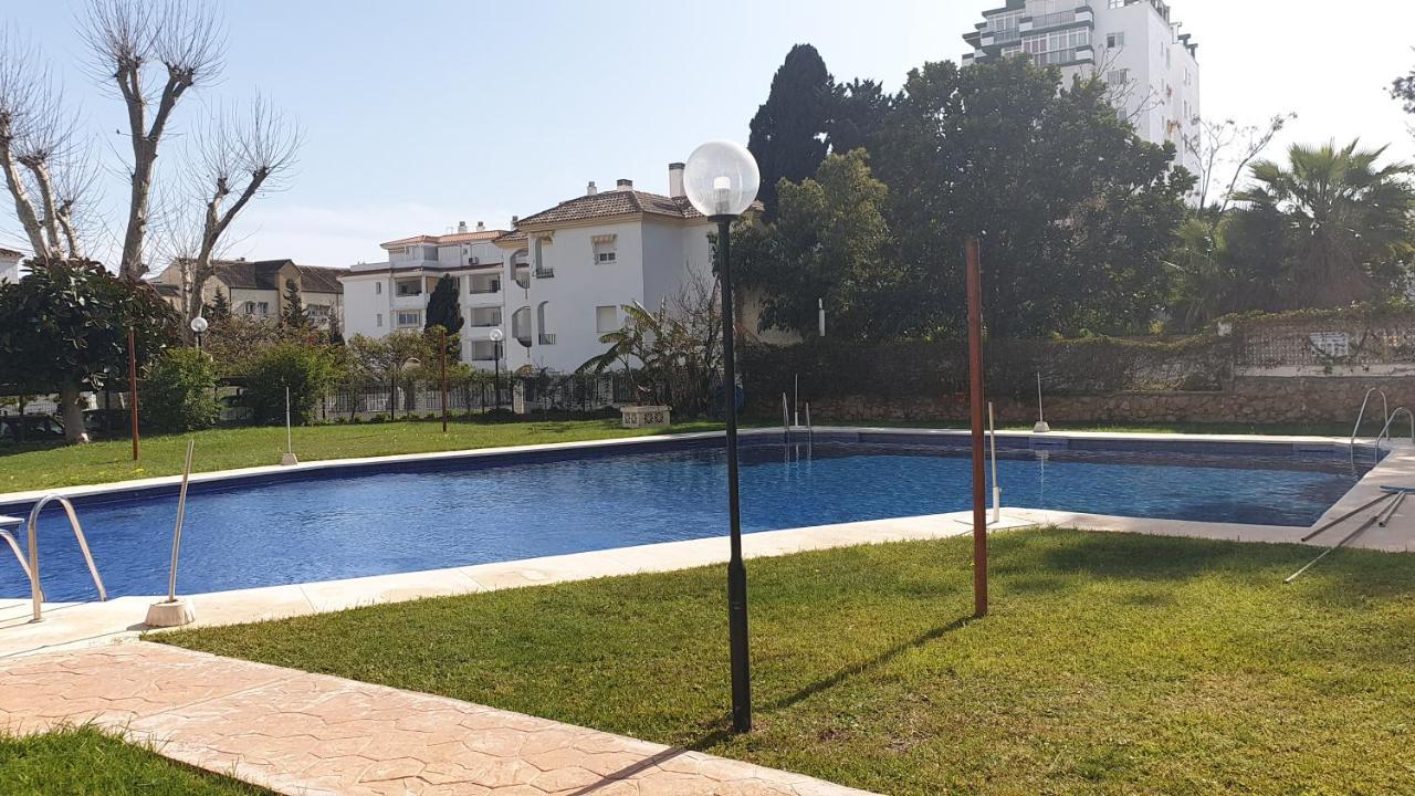 Carihuela Park Palace Studio Торремолінос Екстер'єр фото
